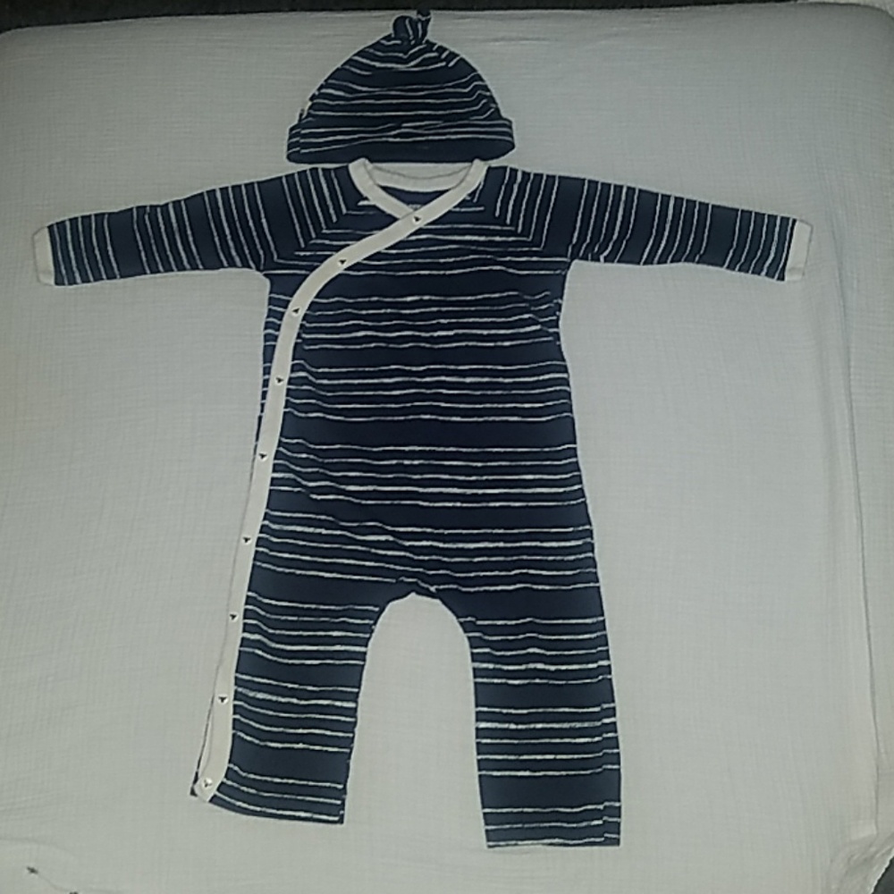 Burt's bees baby 6-9 months romper navy blue&white